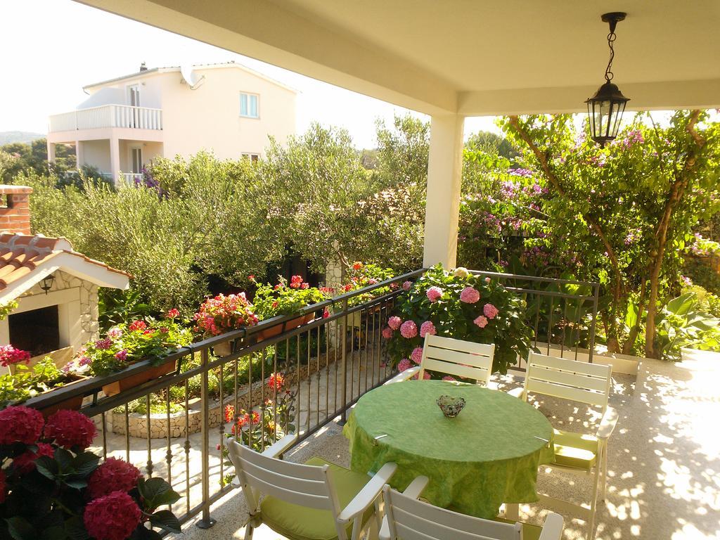 Tone & Marta Apartments Rogoznica  Εξωτερικό φωτογραφία